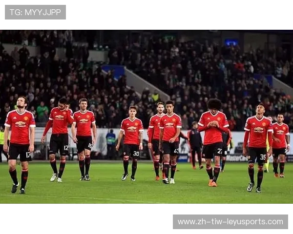 曼联欧冠出局赛季分析与问题总结